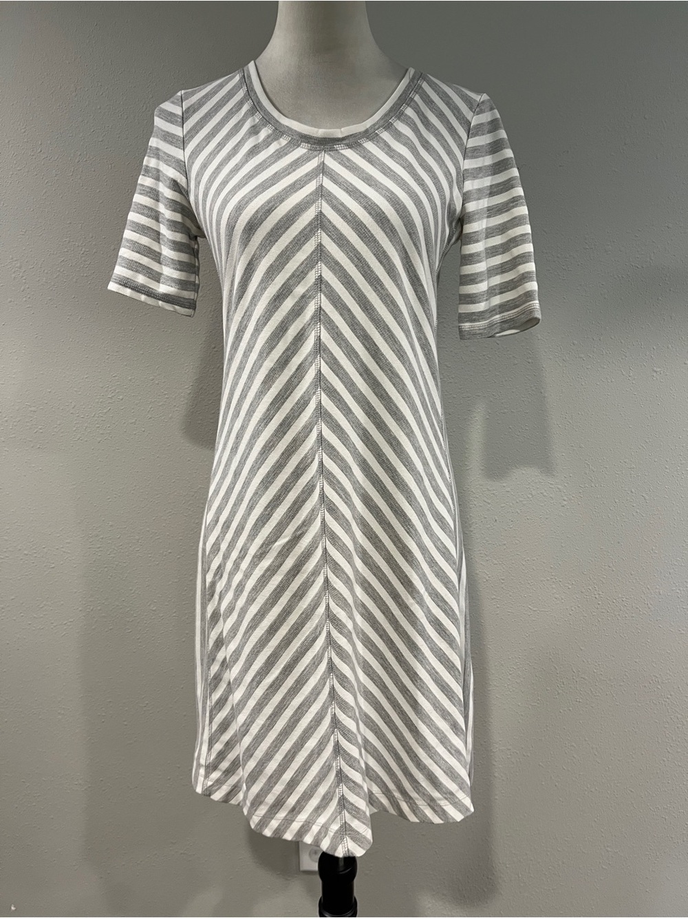 Talbots Gray & White Striped Short Sleeve‎ a-line mini Dress